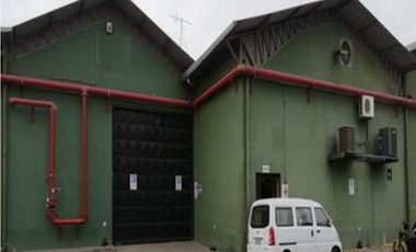 Via Daule se alquilo bodega de 6500 m2 con andenes