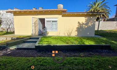 VENTA VILLA GESELL EN BLOCK 2 CASA 3 AMB