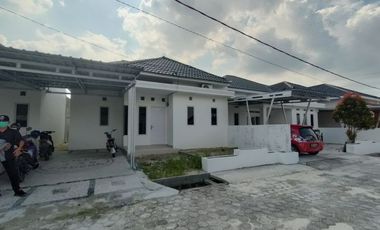 rumah bebas design tata ruangan di jalan delima/panam
