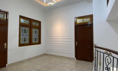 Rumah Luas 2 Lt SHM Akses Dekat Gerbang Tol Limo 2 Dibantu KPR J-38074