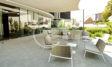 Oficina en Arriendo en Nueva Costanera / Vitacura
