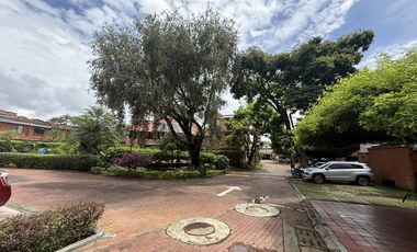 casa en arriendo en ciudad jardín. Cod A4179