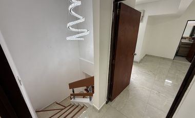 casa en arriendo en ciudad jardín. Cod A4179
