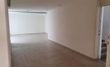 AMPLIO DEPARTAMENTO PARA USO DE OFICINAS