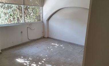 AMPLIO DEPARTAMENTO PARA USO DE OFICINAS