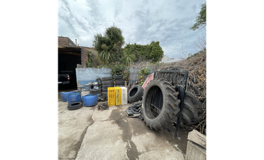 taller, galpon lavadero gomeria sobre Av 75 entre 68 y 70