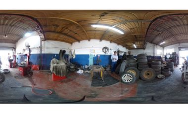 taller, galpon lavadero gomeria sobre Av 75 entre 68 y 70