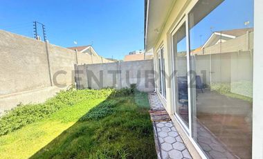 Se arrienda casa nueva en Peñuelas