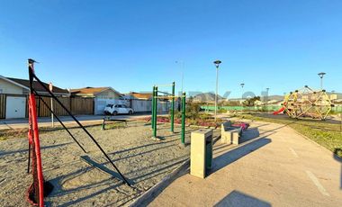 Se arrienda casa nueva en Peñuelas