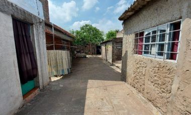 LOTE CON MEJORAS MORON - CASTELAR