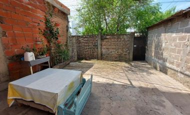 LOTE CON MEJORAS MORON - CASTELAR