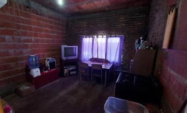 LOTE CON MEJORAS MORON - CASTELAR