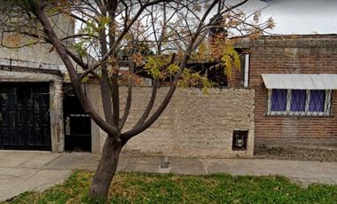LOTE CON MEJORAS MORON - CASTELAR