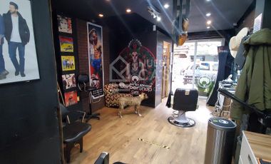 Se vende edificio comercial con viviendas Col. Álamos sobre C. Galicia