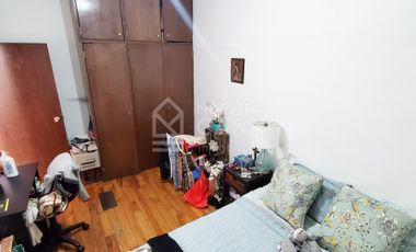 Se vende edificio comercial con viviendas Col. Álamos sobre C. Galicia