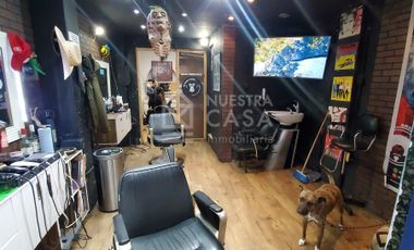 Se vende edificio comercial con viviendas Col. Álamos sobre C. Galicia