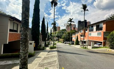 casa en arriendo en cumbres. Cod A776866