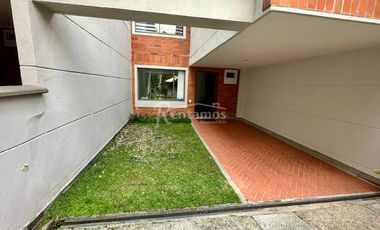 casa en arriendo en cumbres. Cod A776866