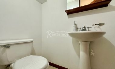 casa en arriendo en cumbres. Cod A776866