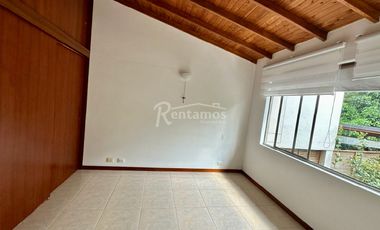 casa en arriendo en cumbres. Cod A776866