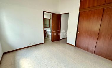 casa en arriendo en cumbres. Cod A776866