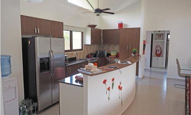 Venta: Casa de 3 recámaras en Trinity Hills Valley