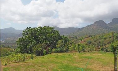 Venta: Casa de 3 recámaras en Trinity Hills Valley