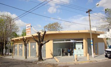 Local Comercial en Alquiler en Ituzaingó, Buenos Aires
