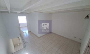 COD. 6061 - SE ARRIENDA CASA - BARRIO: PRADOS DEL MUTIS