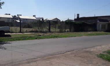 IMPORTANTE  LOTE INDUSTRIAL APTO DEPÓSITOS