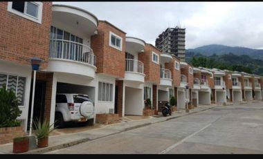 casa en venta en san cristóbal. Cod V125055
