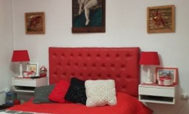 CASA CENTRICA CON DEPARTAMENTO