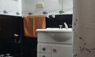 CASA CENTRICA CON DEPARTAMENTO