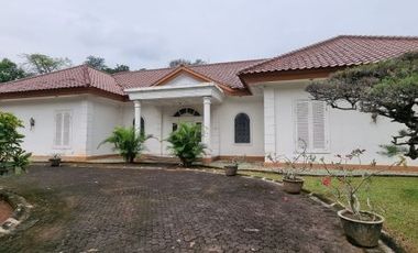 DIJUAL RUMAH dgn TANAH LUAS di PERUM VILLA CINERE MAS
