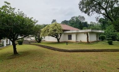DIJUAL RUMAH dgn TANAH LUAS di PERUM VILLA CINERE MAS