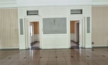 DIJUAL RUMAH dgn TANAH LUAS di PERUM VILLA CINERE MAS