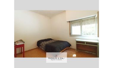 RETASADO - CASA EN VENTA !!  IDEAL PROYECTO INMOBILIARIO