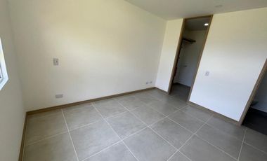 apartamento en arriendo en vereda ojo de agua. Cod A510035