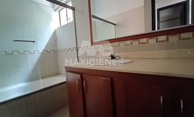casa en arriendo en  suramérica. Cod A59772