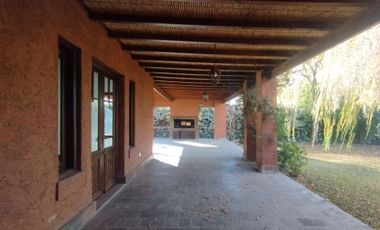 Casa categoría, La Capilla, Vistalba, Mendoza