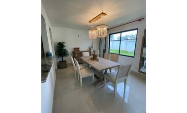 Sea Confiable vende Casas en Arcadia Costa Verde