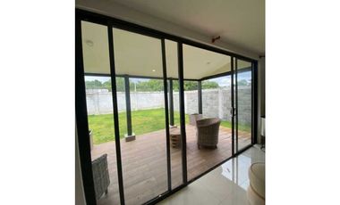 Sea Confiable vende Casas en Arcadia Costa Verde