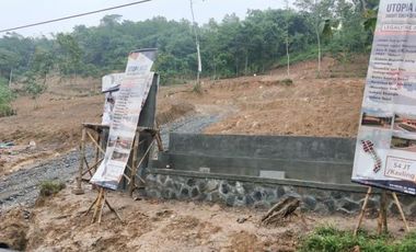 memiliki unit di Kavling Utopia Hills Jonggol