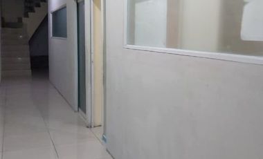 Ruko Strategis Siap Usaha Bulevar Hijau Harapan Indah Bekasi