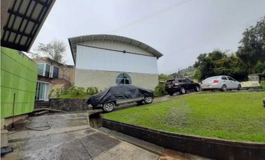 Venta de Bodega Industrial ubicada en la variante Aeropuerto Hipodromo