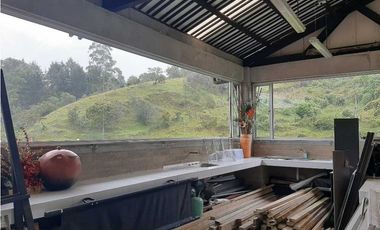 Venta de Bodega Industrial ubicada en la variante Aeropuerto Hipodromo