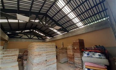 Venta de Bodega Industrial ubicada en la variante Aeropuerto Hipodromo
