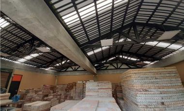 Venta de Bodega Industrial ubicada en la variante Aeropuerto Hipodromo