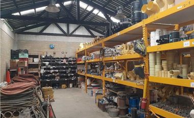 Venta de Bodega Industrial ubicada en la variante Aeropuerto Hipodromo