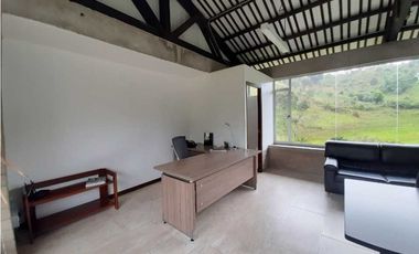 Venta de Bodega Industrial ubicada en la variante Aeropuerto Hipodromo